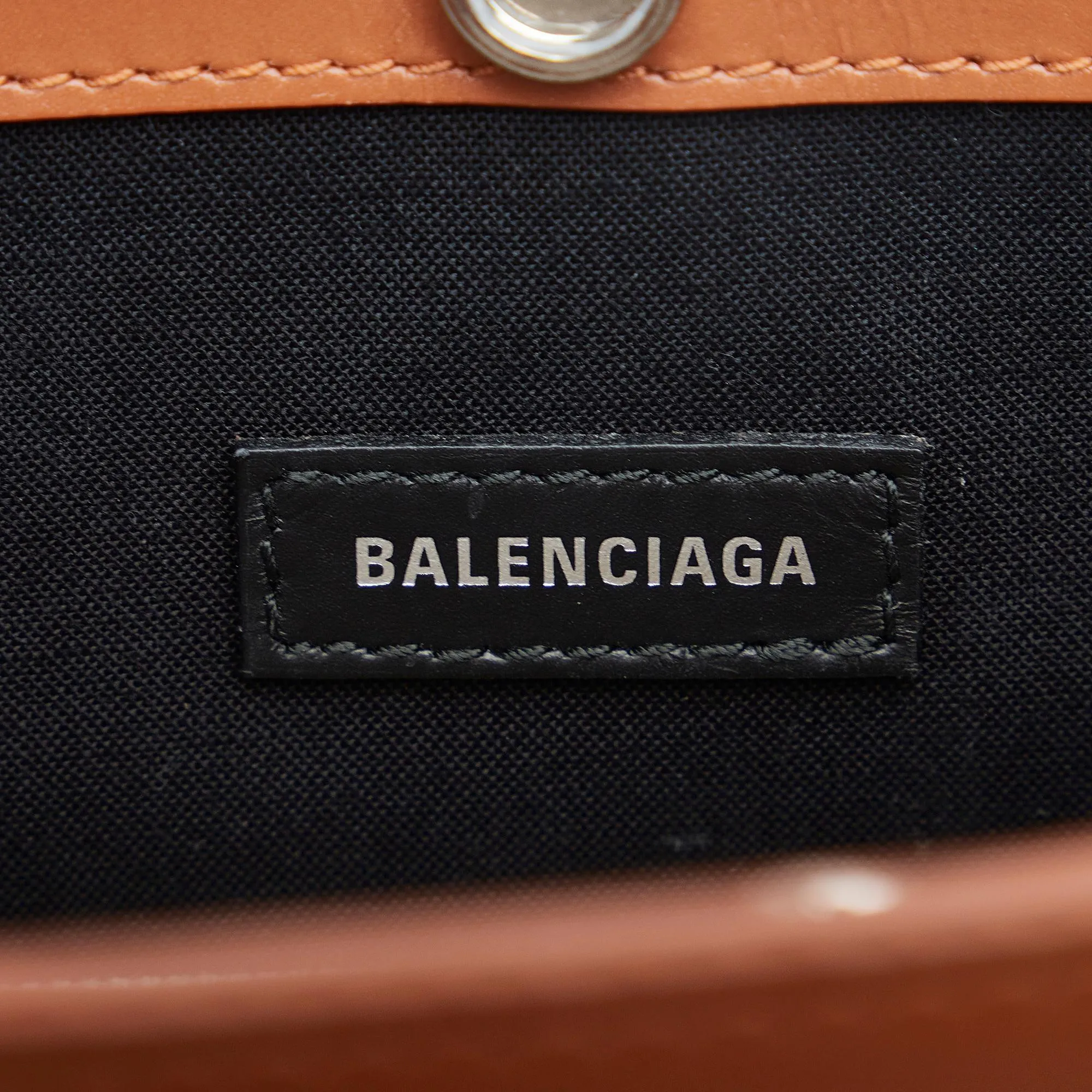 Balenciaga Navy Crossbody Bag (SHG-mRL8dU)