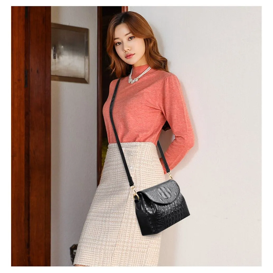 Chic CrocZip Luxury Crocodile Shoulder Bag