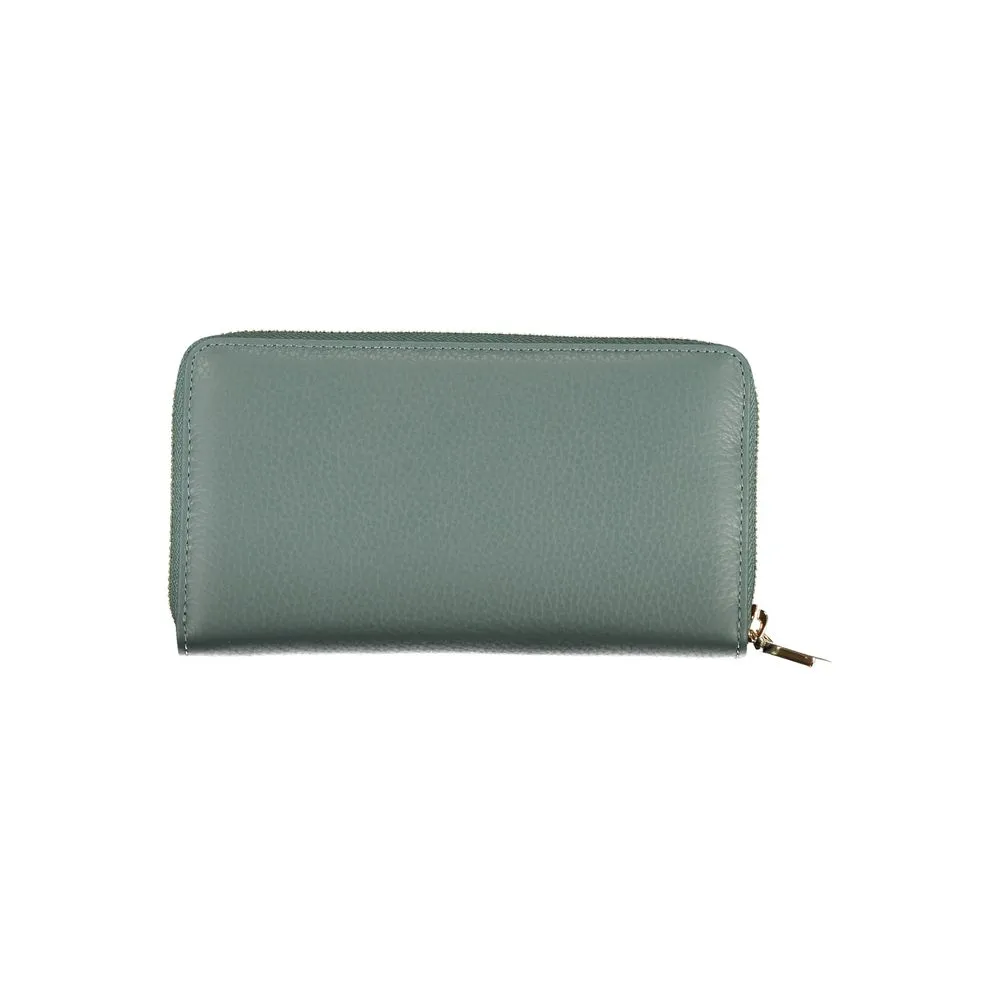 Coccinelle Chic Green Leather Wallet with Ample Storage