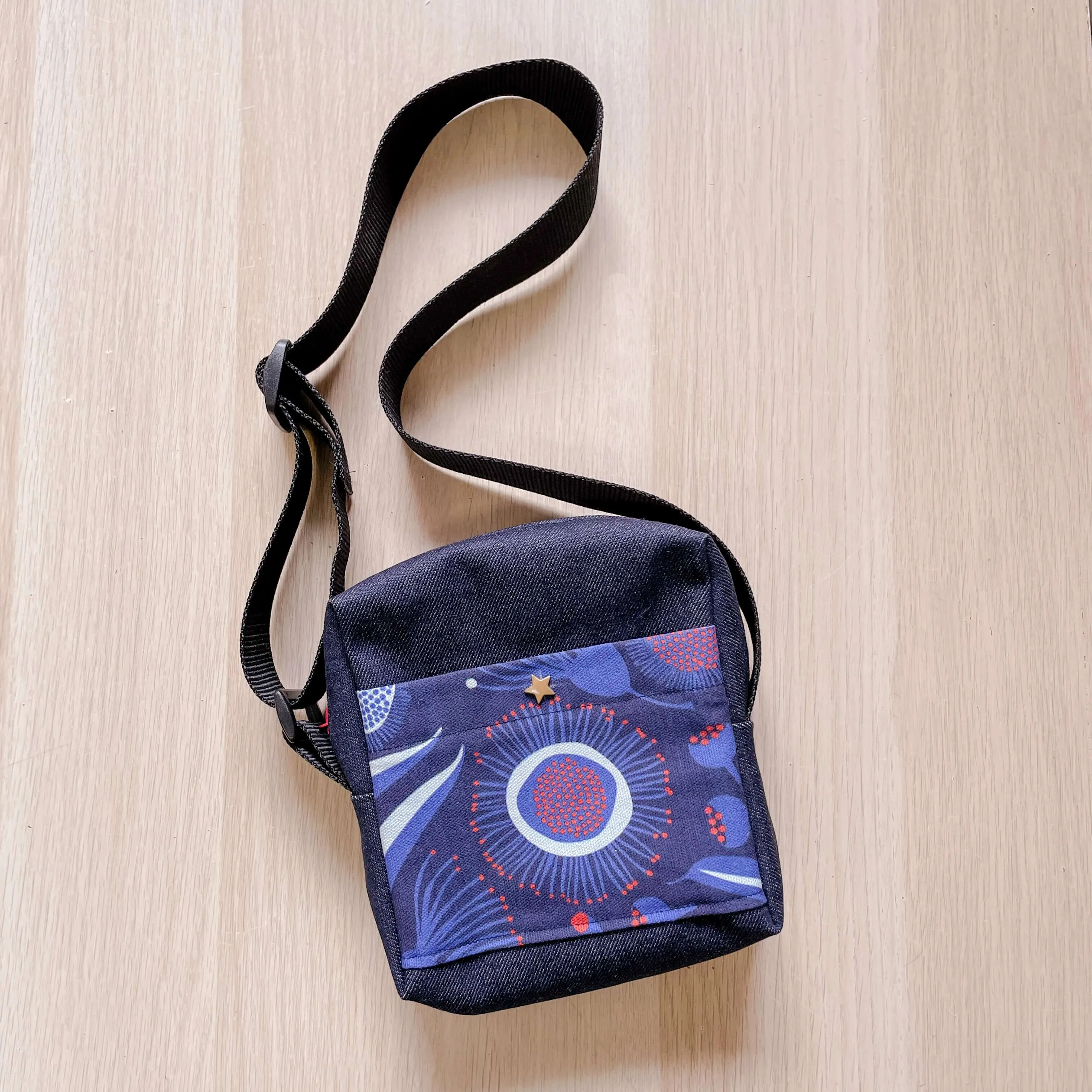 Zipper Messenger Sling Bag